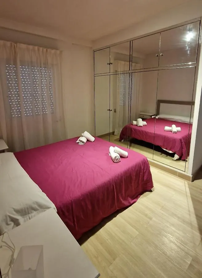 Apartamento 1°Linea Playa Estepona Apartment